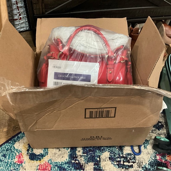 🌶️Dooney & Bourke pebbled Leather Satchel in Pepper 🌶️ - Picture 7 of 7